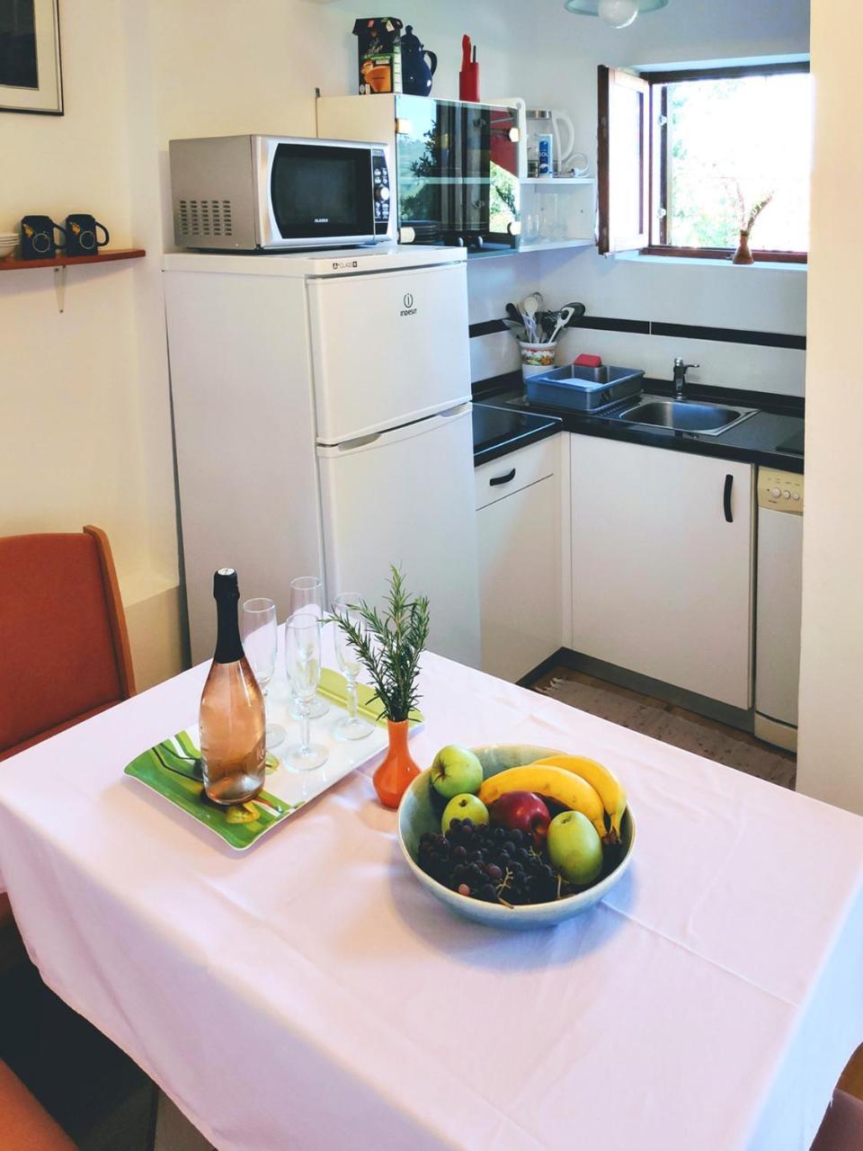 Apartment Carmen Soline  Buitenkant foto